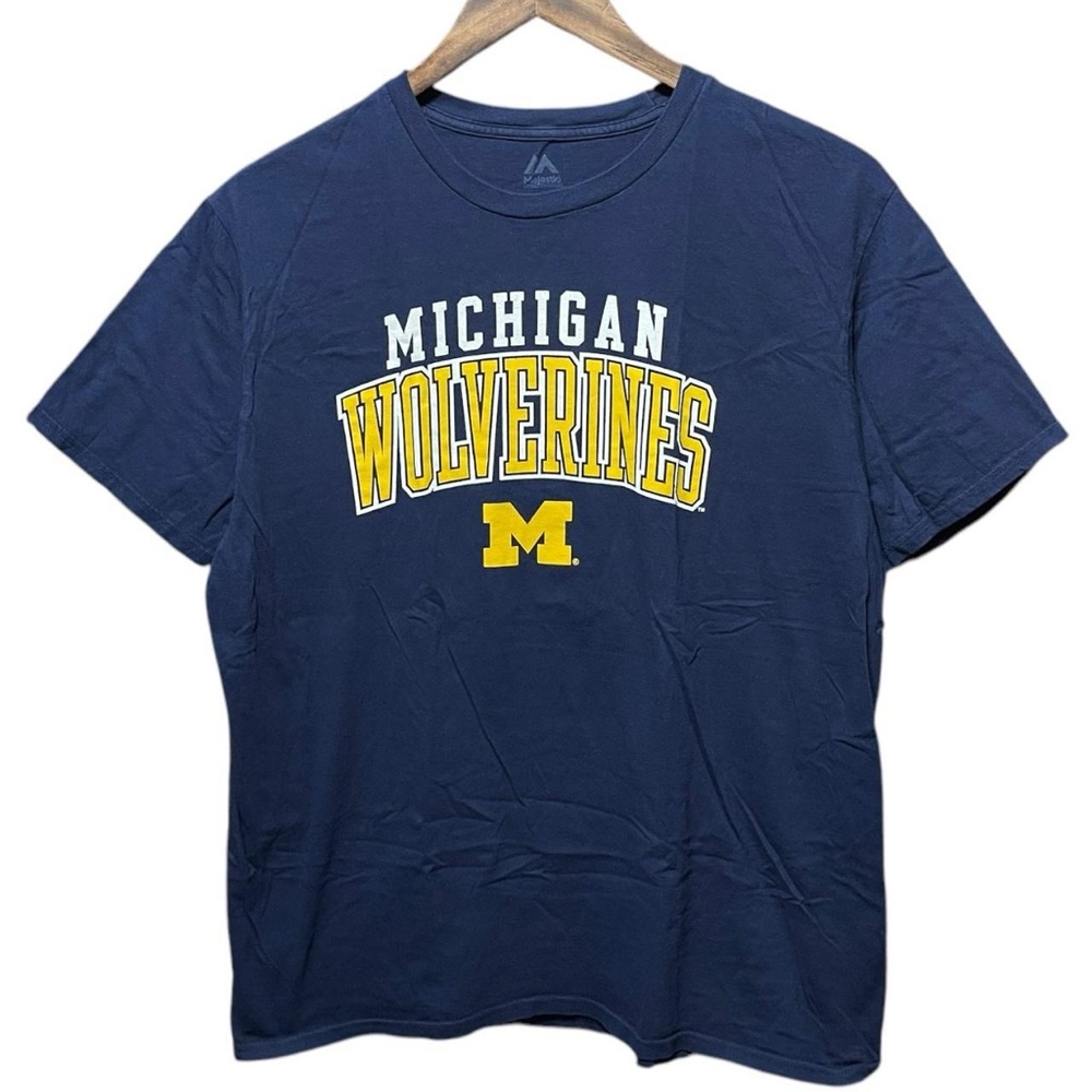 Michigan Wolverines college collegiate sports short sleeve crewneck casual shirt